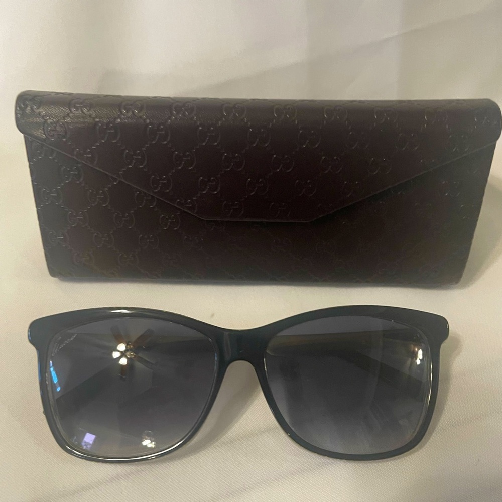 Gucci Sunglass